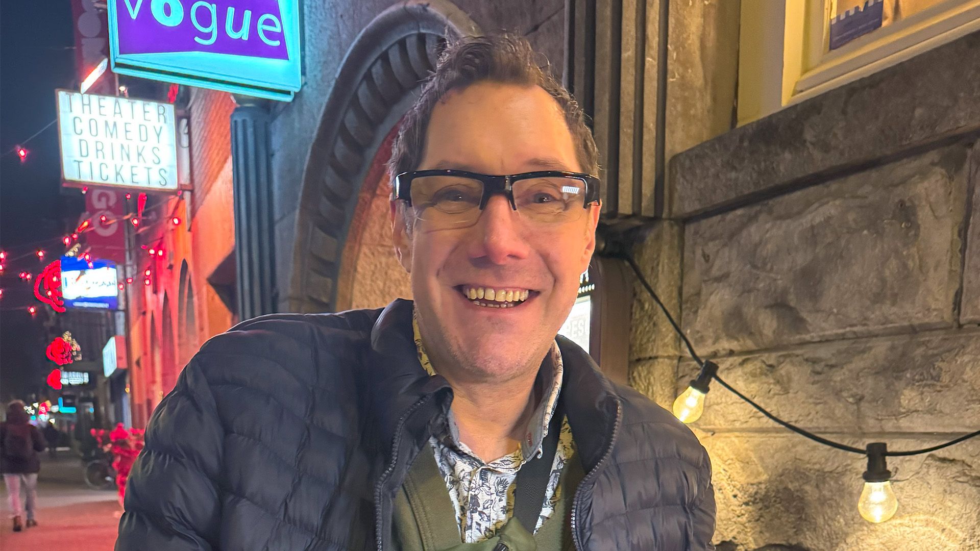 Thema u.a.: Mirko Reeh testet Amsterdamer Kapsalon