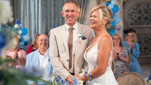 Hochzeit auf den ersten Blick HOCHZEIT AUF DEN ERSTEN BLICK - 10. STAFFEL Folge 6: Michaela und Karsten: Zwei Fremde geben der Liebe eine neue Chance