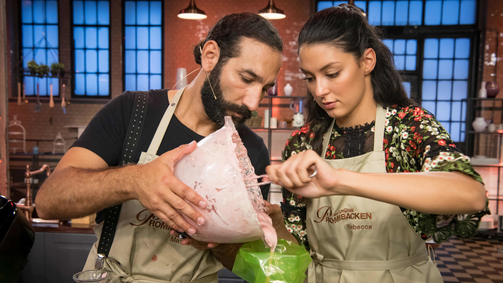 Das große Promibacken Staffel 4 Folge 1: Der große Wettkampf in der Backstube beginnt