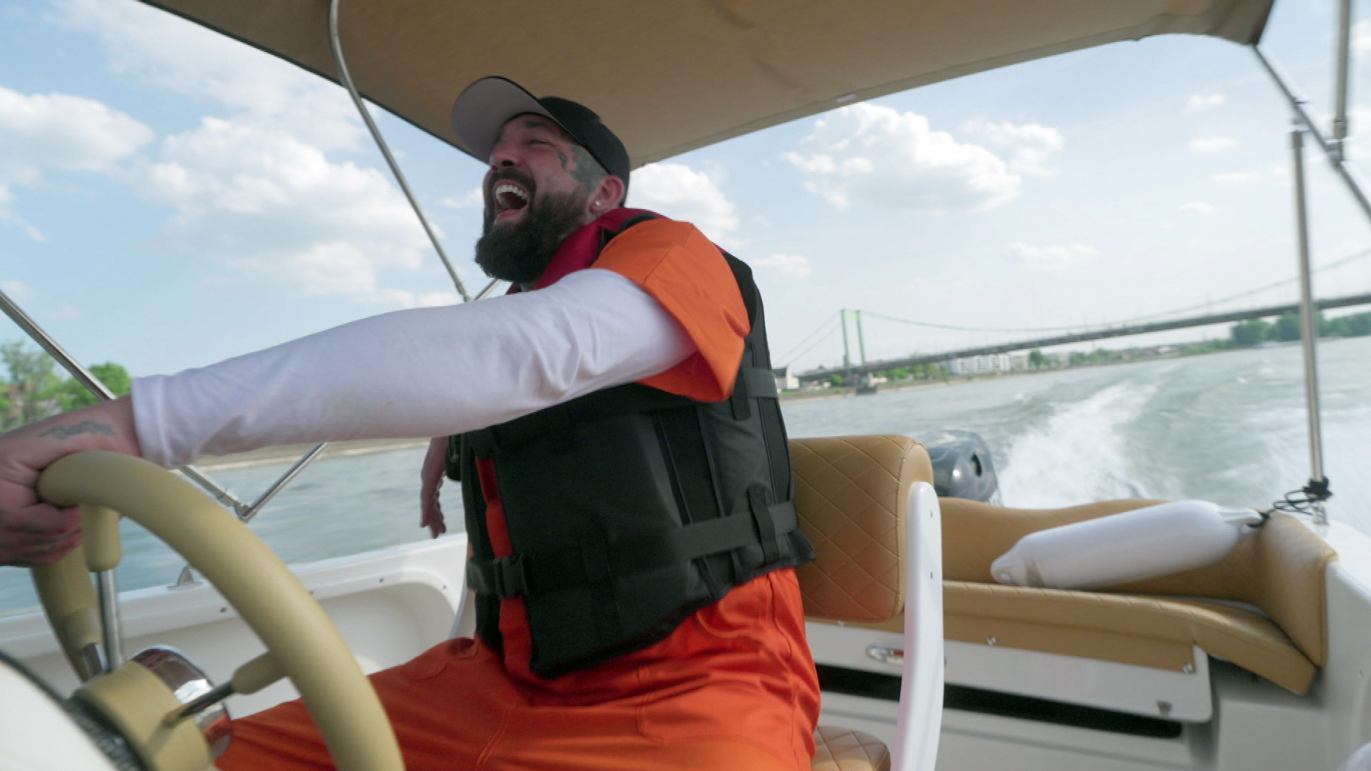 Tag 3: Spektakuläre Flucht übers Wasser