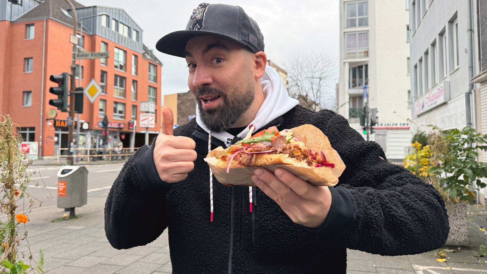 Thema u. a.: Cans Döner-Check - Wer hat Kölns besten Döner?