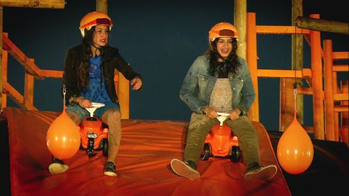 Crash Games - Bruchlandung der Realitystars Crash Games - jeder Sturz zählt Folge 3: Fünf unnormal tolle Spiele warten auf drei endgeile Teams