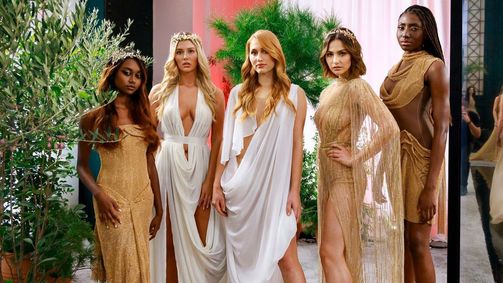 Germany's Next Topmodel Germany's Next Topmodel - by Heidi Klum Folge 1: Auftakt in Athen