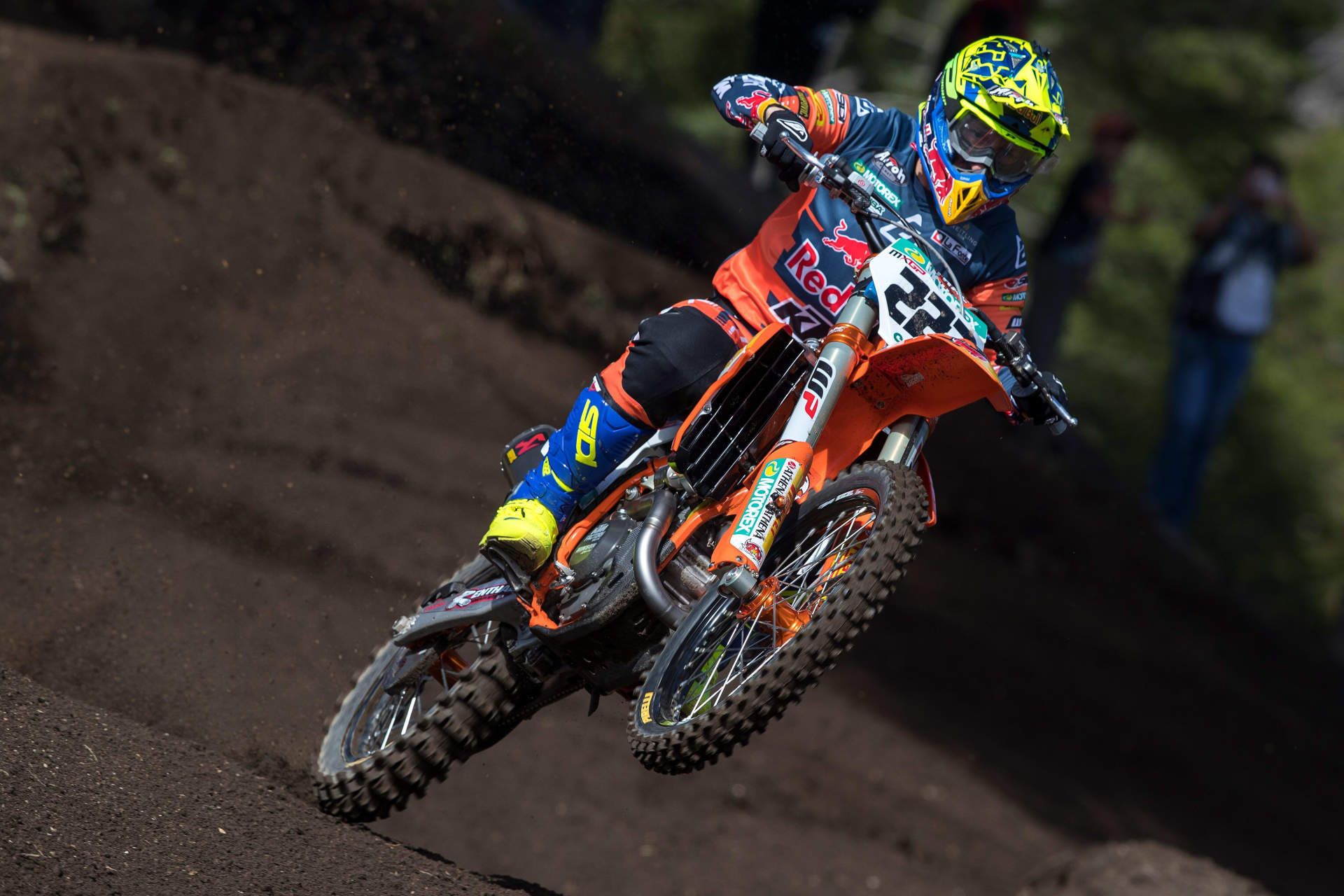 MX World S2 E2: Toni Cairoli & Jorge Prado