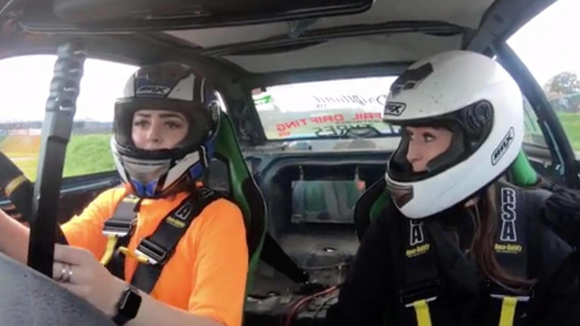 Motorsport-Doku: Queen B beim Driftland in Schottland