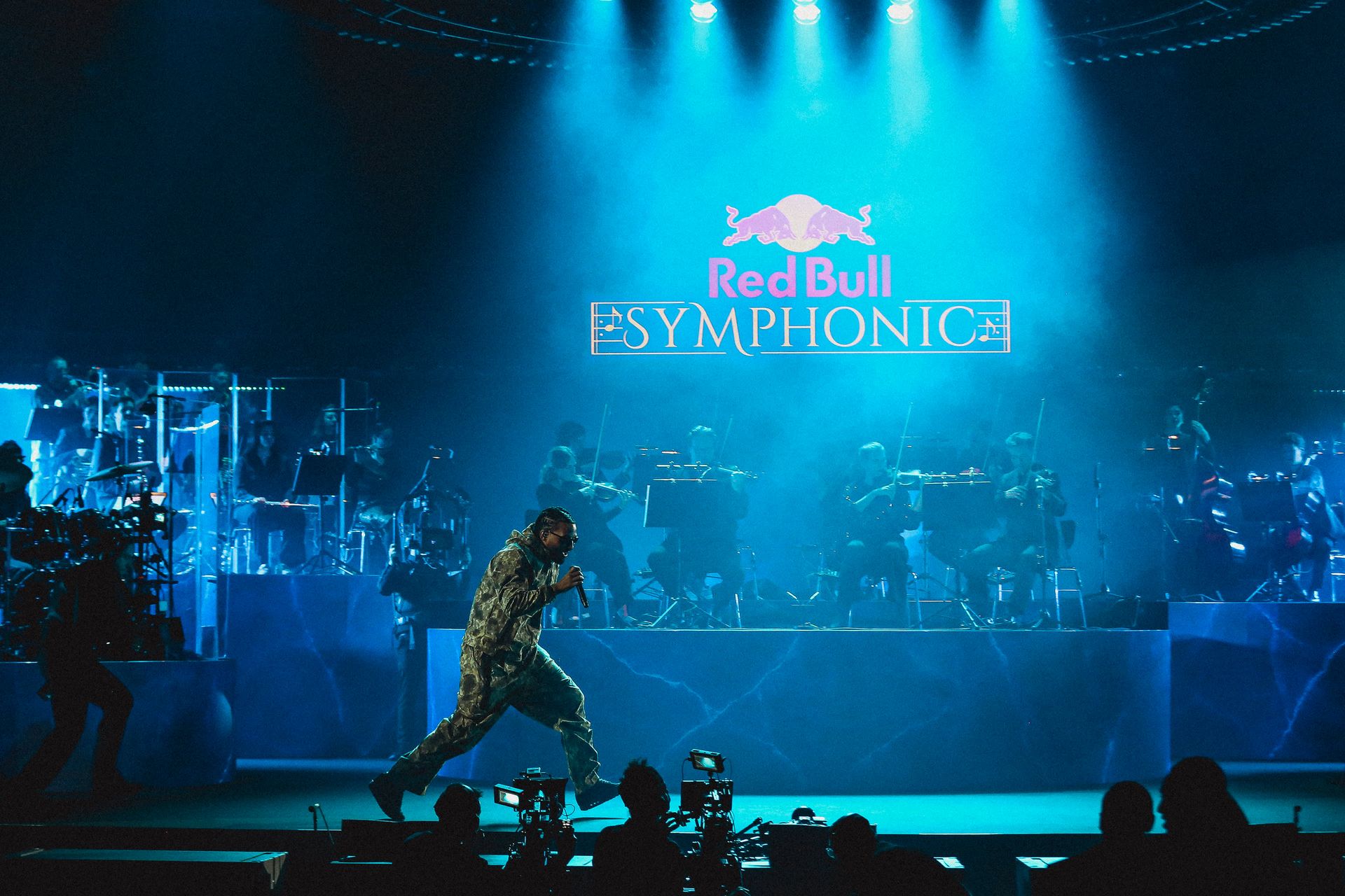 Red Bull Symphonic: Reezy spielt mit Klassik-Orchester