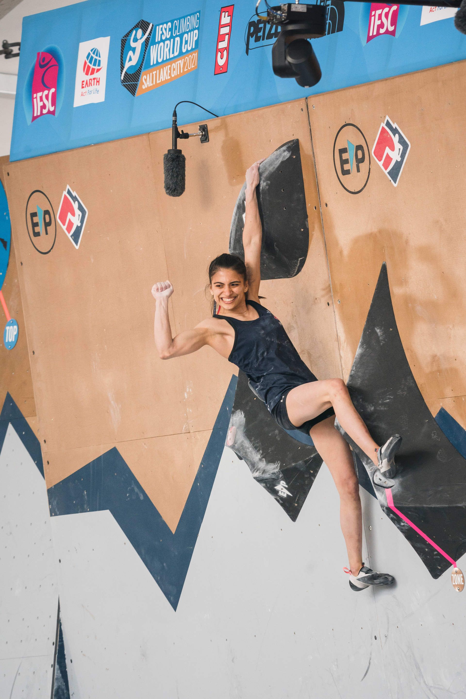 Reel Rock S9 E1: Natalia Grossman beim IFSC-Weltcup