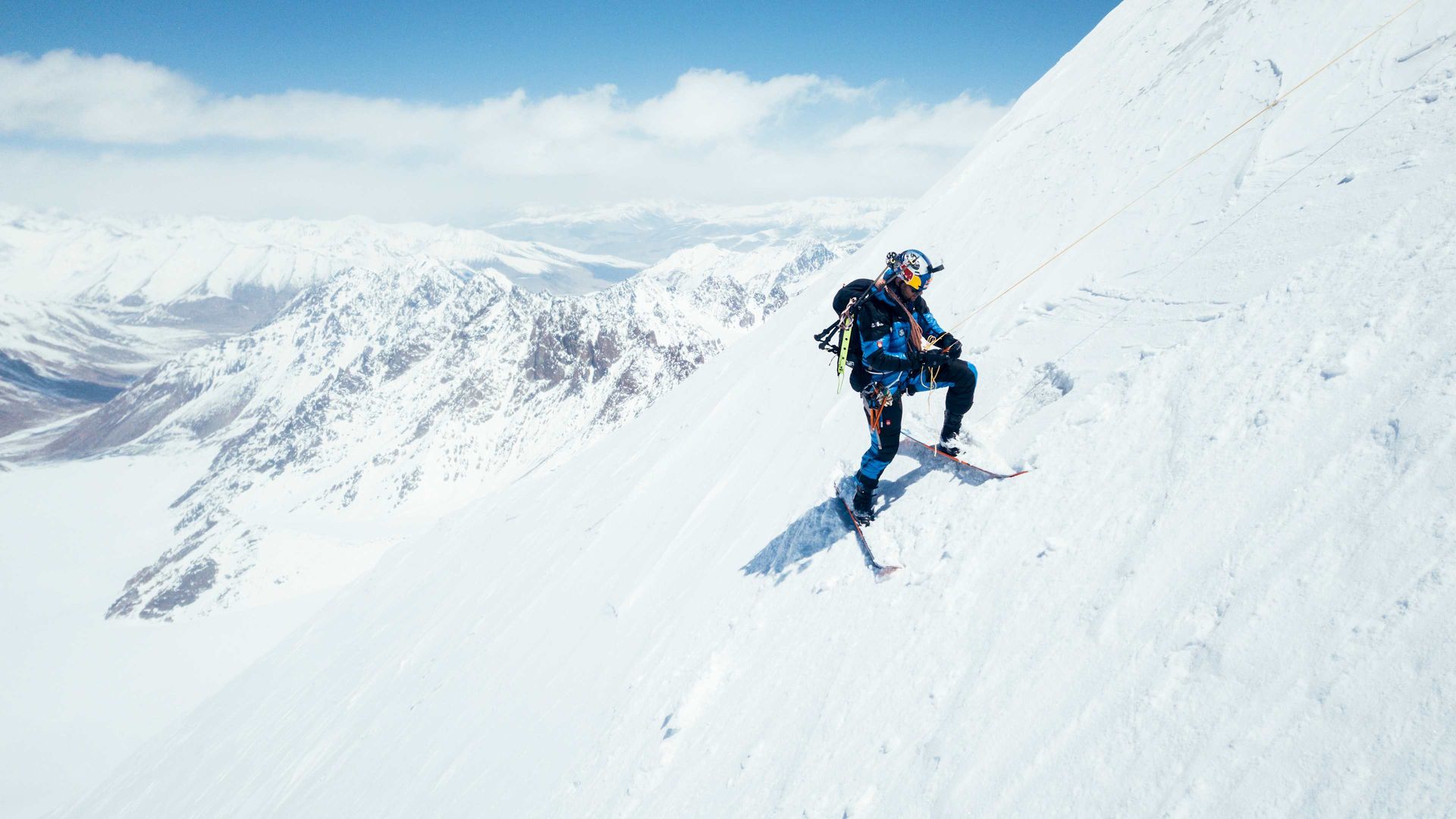 For Reals S1 E6: Skateboarding & 180m-Wandaufstieg