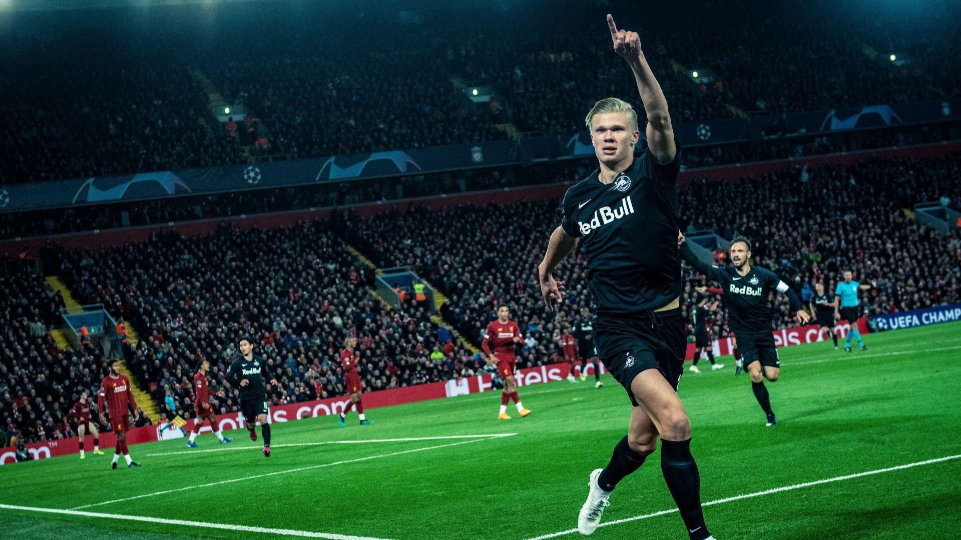 Fußball: JEDER.MANN Folge 9 - Salzburg trifft Liverpool