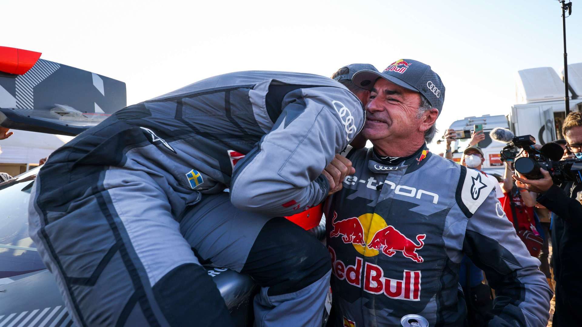 Live to Compete S1 E6: Carlos Sainz bei Rallye Dakar