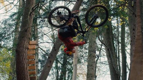 The Clip Show The Clip Show Folge 7: The Clip Show S1 E7: Klippenspringen im Wasserfall
