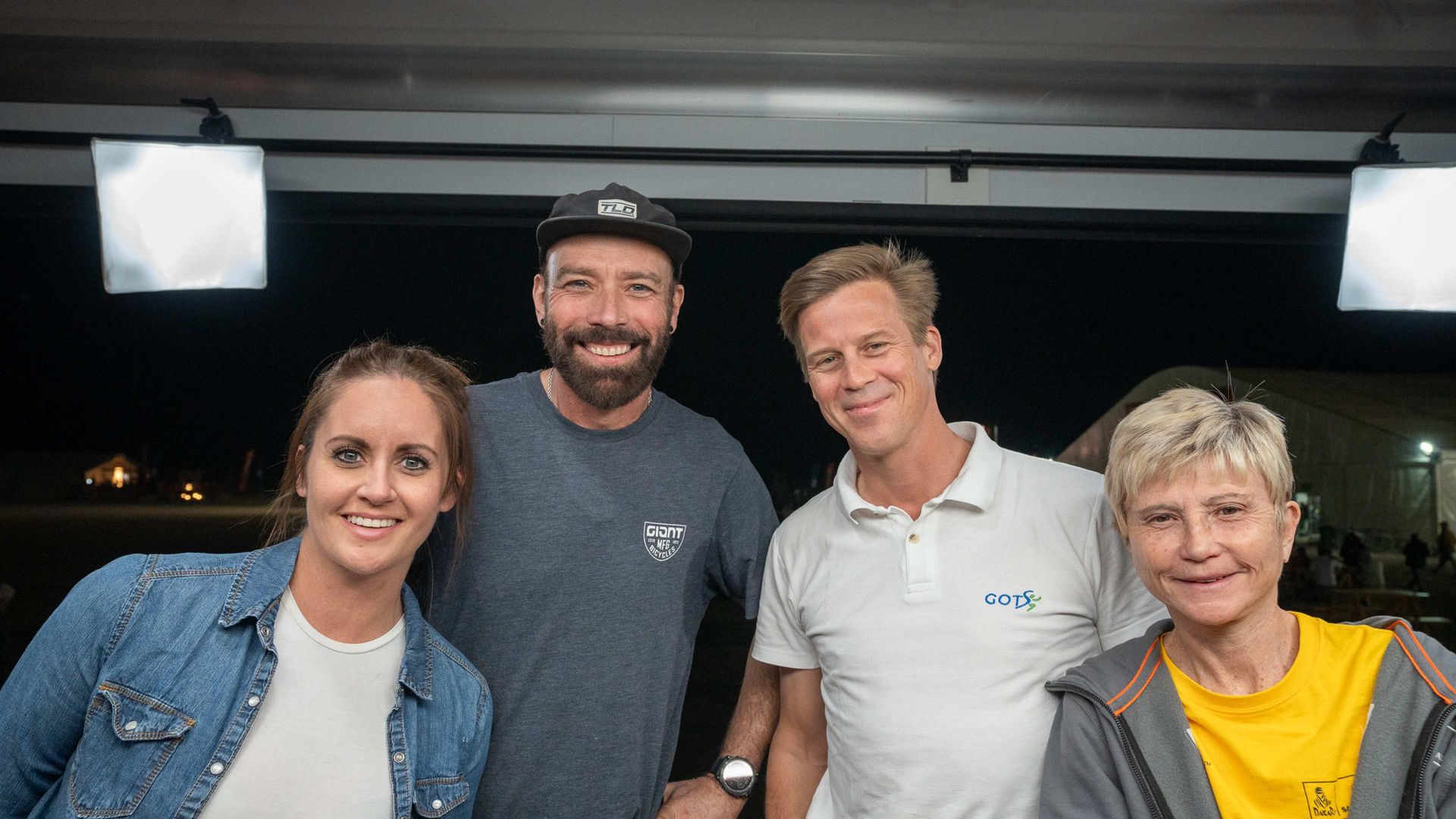 In the Dust S1 E7: Heimliche Held:innen - Rallye Dakar