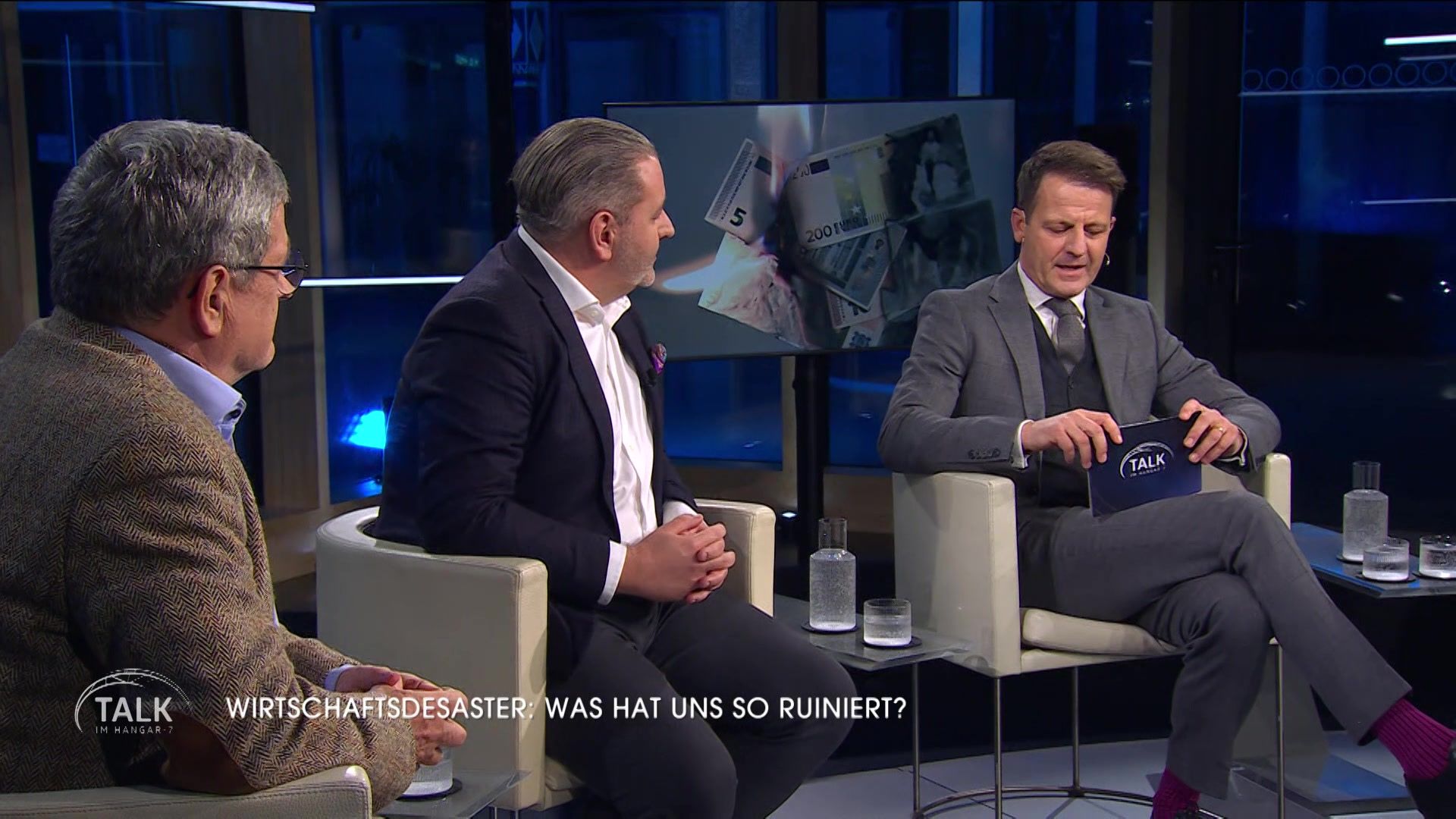 Ein Land braucht Lösungen: Hallo, Regierung?