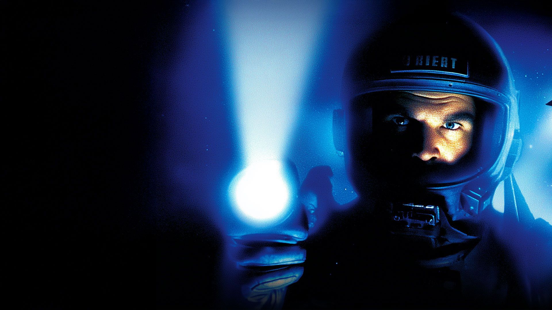 Dark Descent – Showdown in der Tiefe