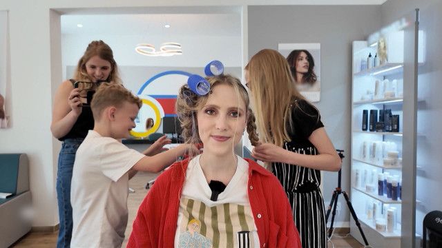 Hallo, was machst Du?: Friseurin
