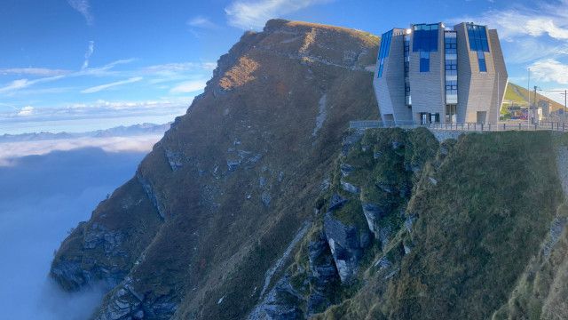 Zimmer frei - Übernachten in besonderer Architektur: Tessin