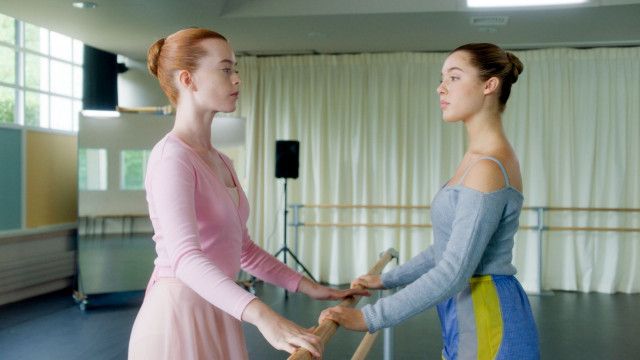 Spellbound - Verzaubert in Paris: Konferenzschaltung