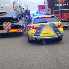 Warum Rettungsgassen häufig blockiert sind