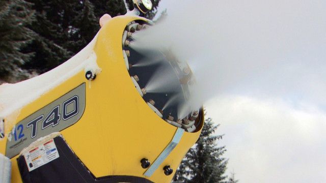 Österreich-Bild aus dem Landesstudio Salzburg: Schnee auf Knopfdruck - Mehr als nur Unterlage auf der Piste