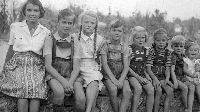 Menschen & Mächte: Windeln, Wünsche, Wirklichkeit: 100 Jahre Muttertag