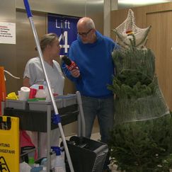 Radio Burgenland verteilt Christbäume an Hörer