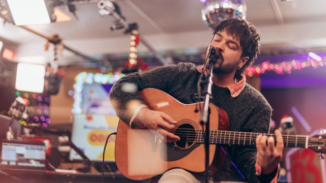 Ö3-Weihnachtswunder: Milky Chance brachte Wunschhütte zum Glühen