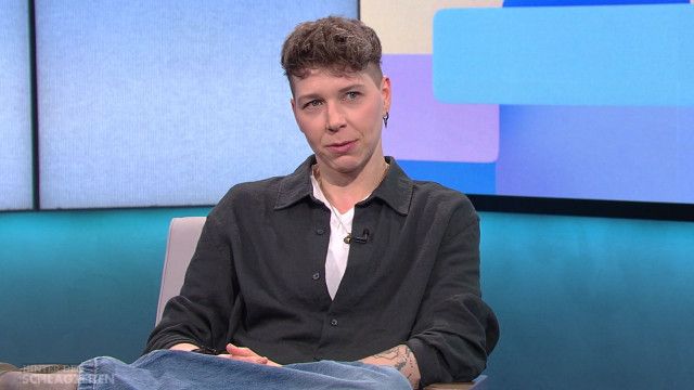 Hinter den Schlagzeilen: Ein Mädchen! Drittes Kind von Sängerin Virginia Ernst ist da