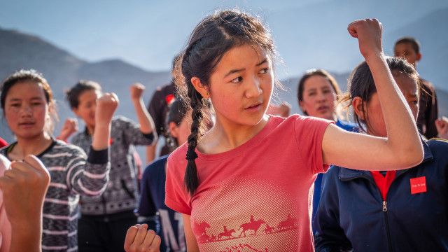 kreuz und quer: Die Kung-Fu-Nonnen des Himalaya