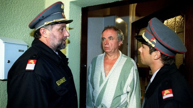 Julia - Eine ungewöhnliche Frau (5/13): Der Alkotest