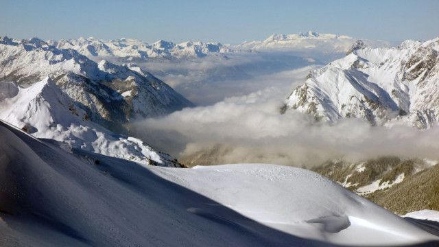 Unser Österreich: Winteridylle in Vorarlberg: Auf Skiern über Berg und Tal