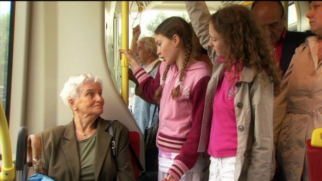 Helmi-Kinder-Verkehrs-Club: Helfen macht happy