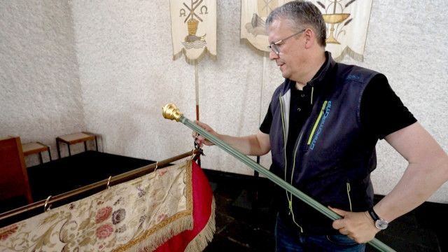 Österreich-Bild: Mesnerinnen und Mesner - die rechten Hände Gottes