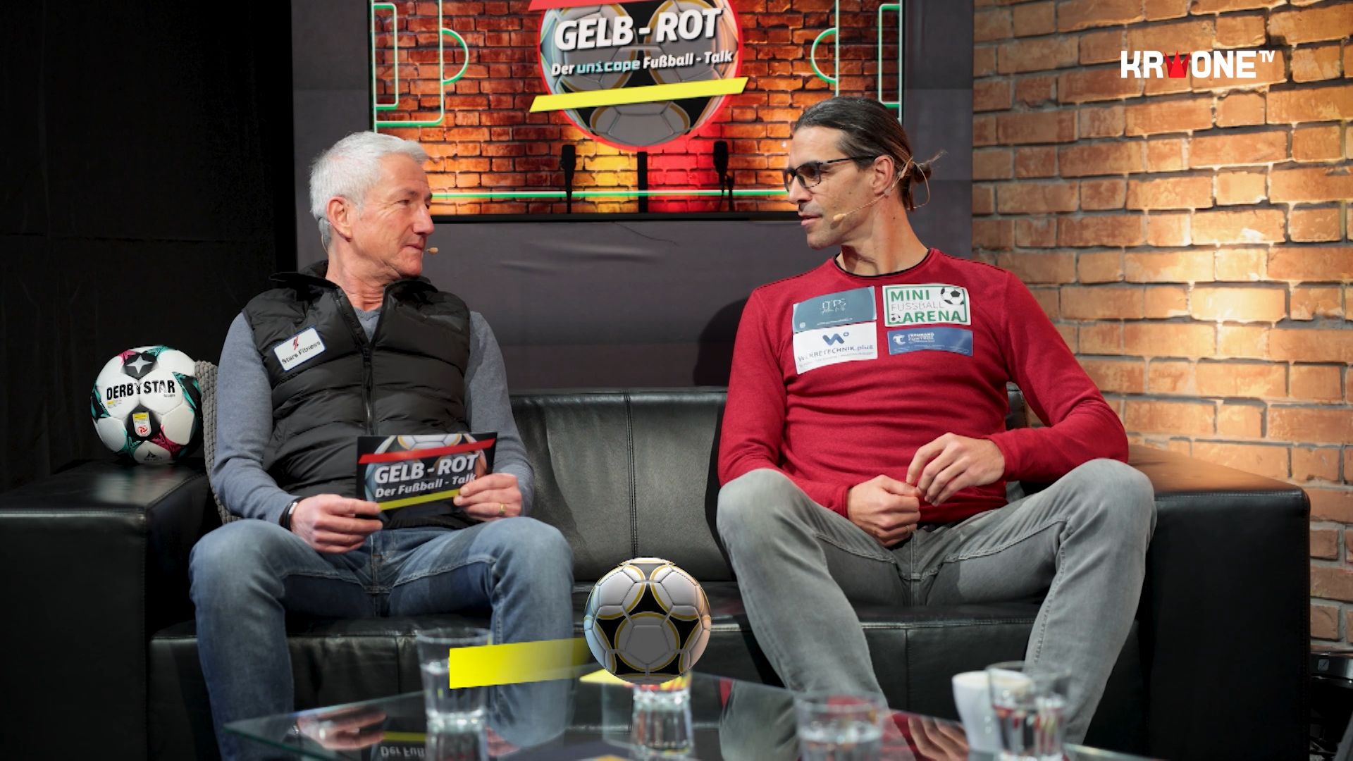 FAVORITENsieg - Rapid am Boden - Die Fans daneben. Mit Paul Scharner