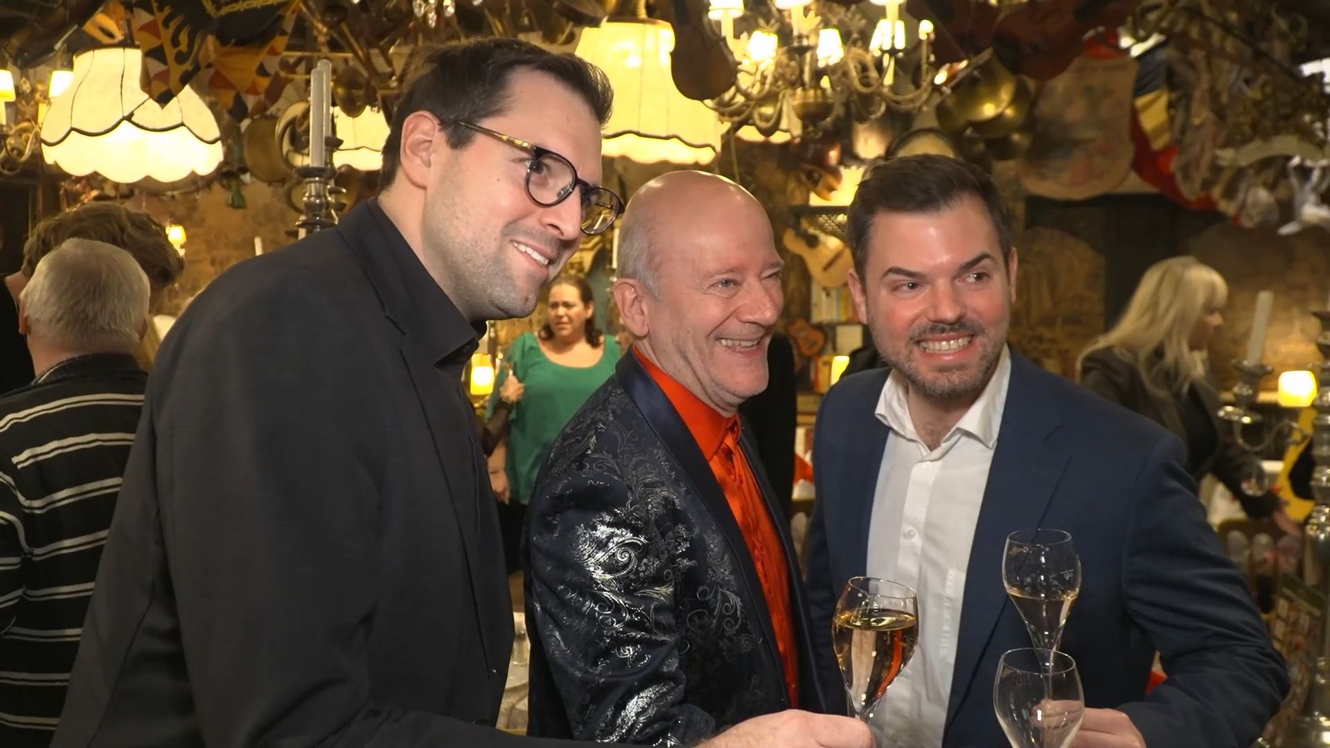 Romantik in Hollywood ++ VIPs feiern Jahresauftakt