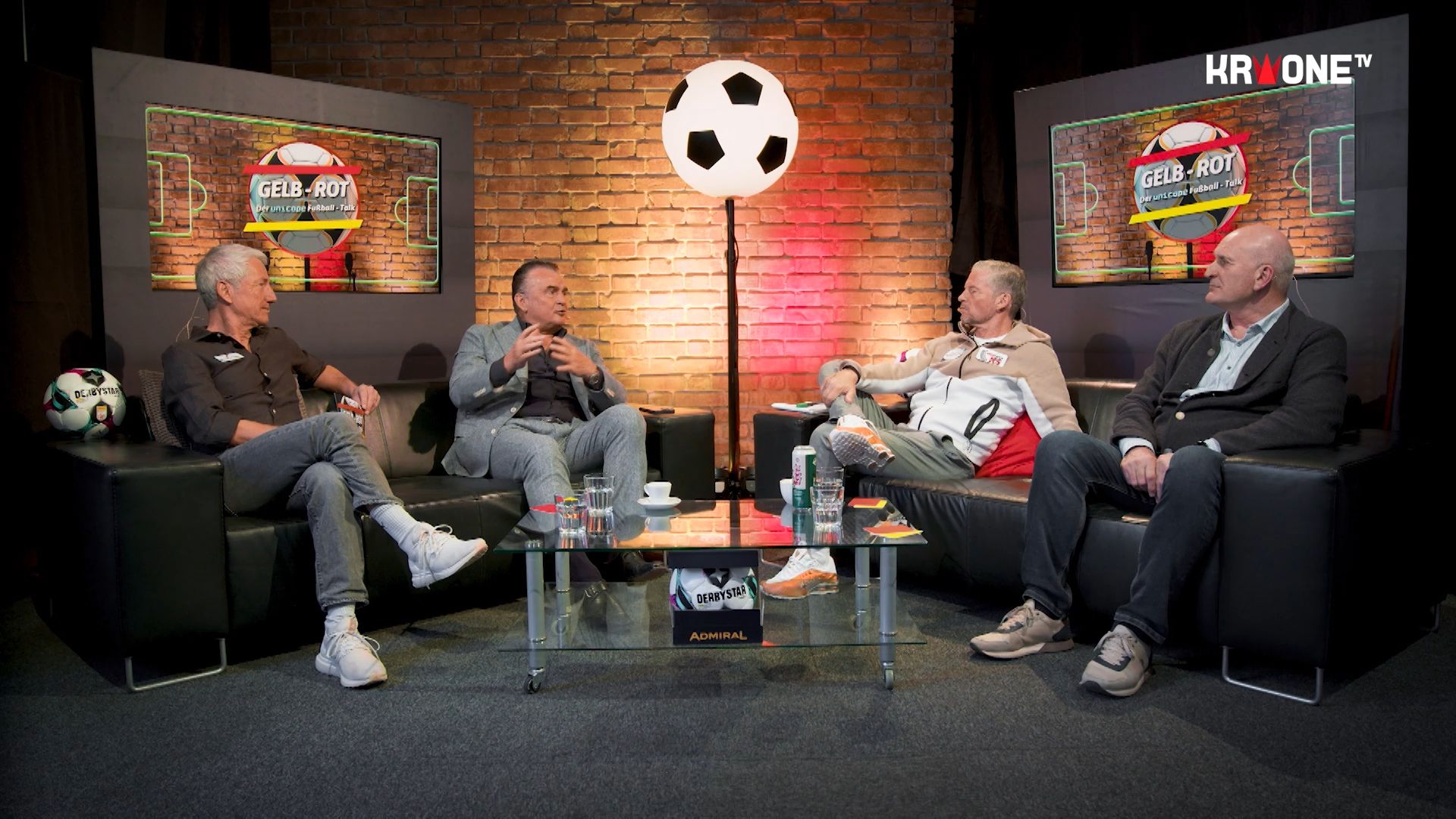 Transfer-Deals & Moralfragen – Menschenhandel im Fußball?! – mit Peter Hagmayr