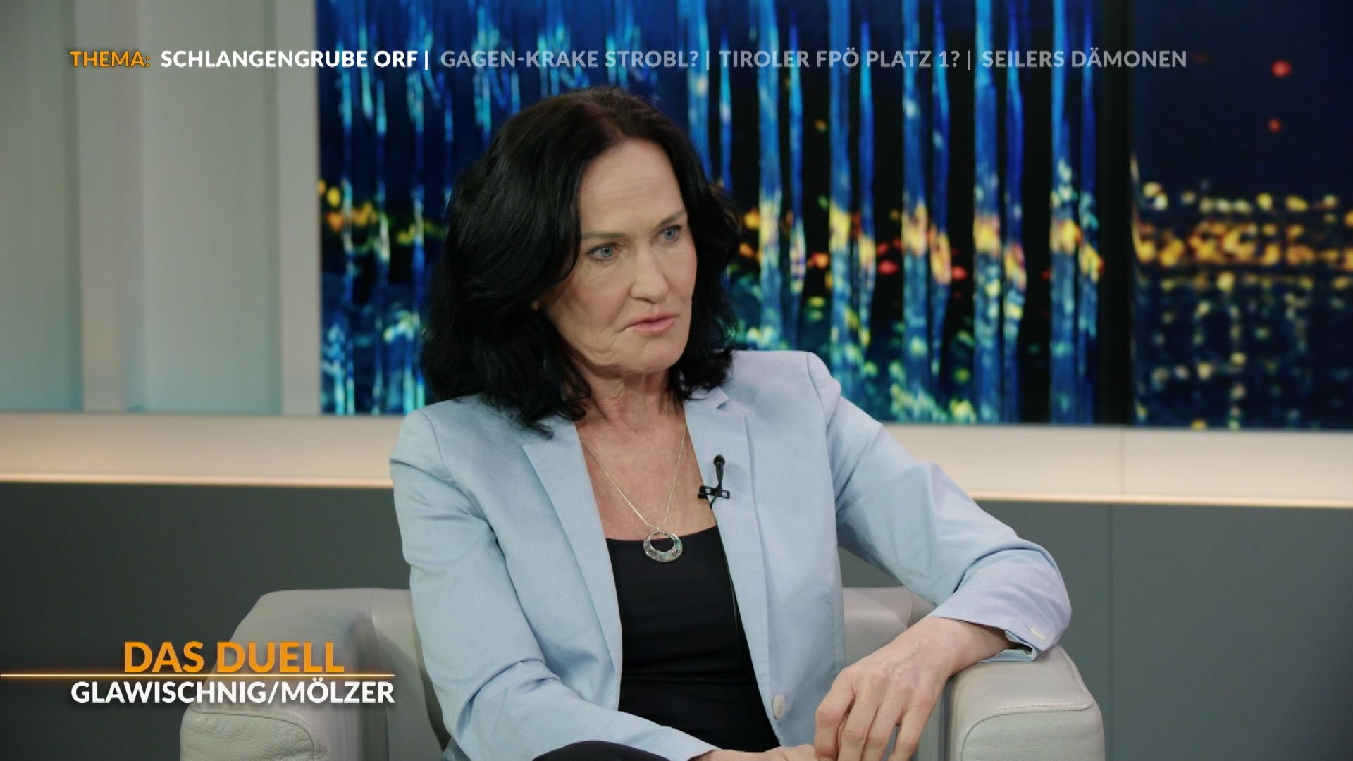 Glawischnig ehrlich: „Mir wurde häufig die Hand aufs Knie gelegt“