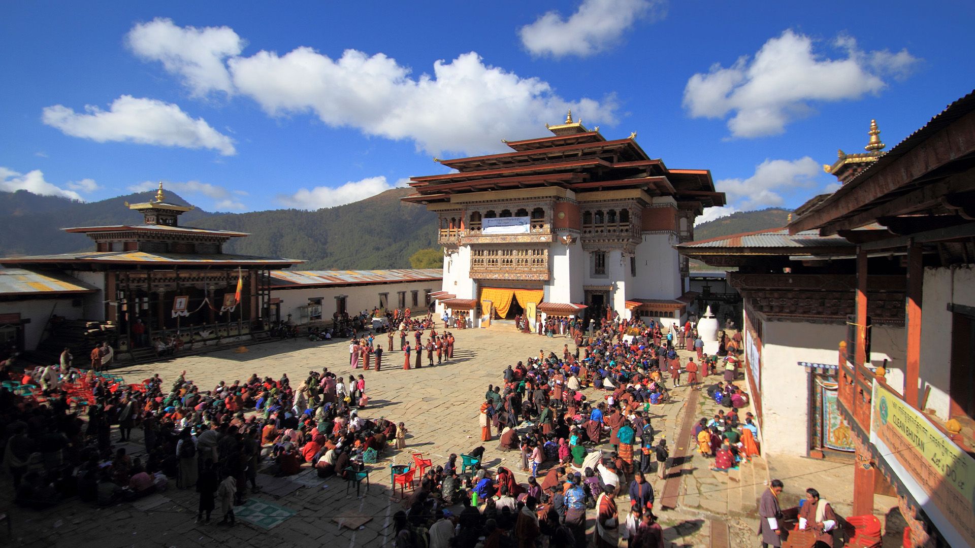 Bhutan, von Kindern und Kranichen