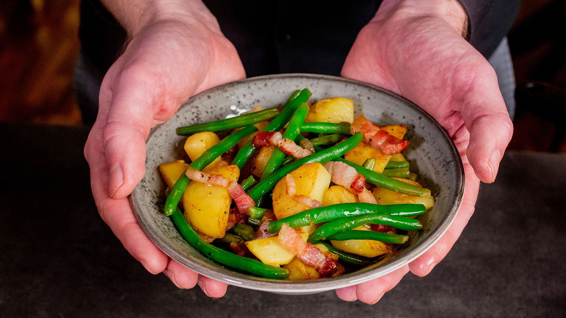 Einfacher Kartoffelsalat, der immer gelingt