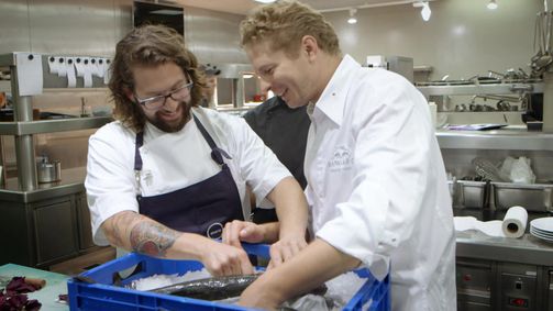 Die besten Köche der Welt - Zu Gast im Ikarus Die besten Köche der Welt - Zu Gast im Ikarus - Staffel 6 Folge 17: Matthew Ligthner in Salzburg