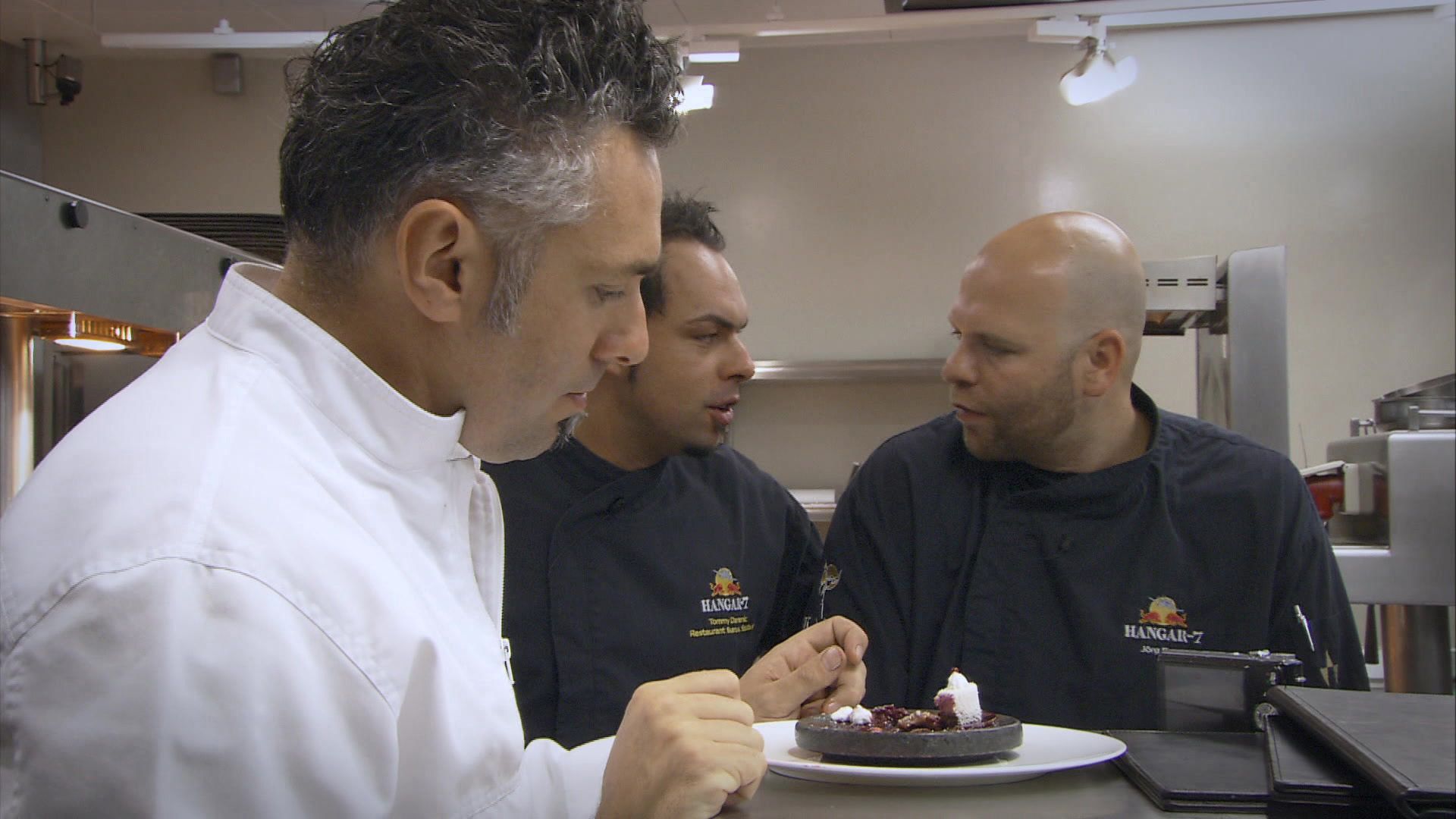 Das Ikarus Team und Roland Trettl