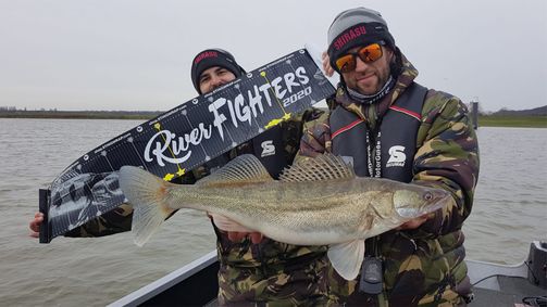 River Fighters River Fighters - Staffel 1 Folge 1: Episode 1