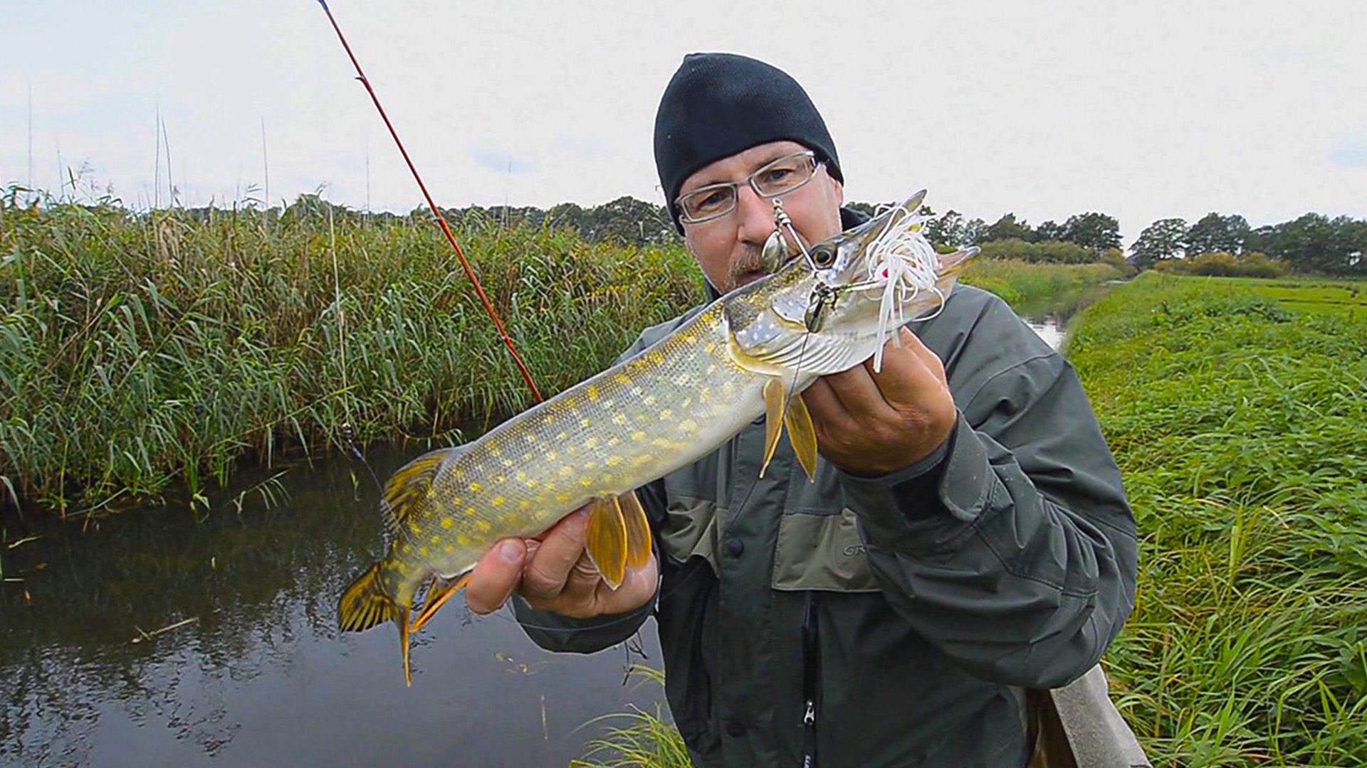 Angeln auf Hecht in Gräben