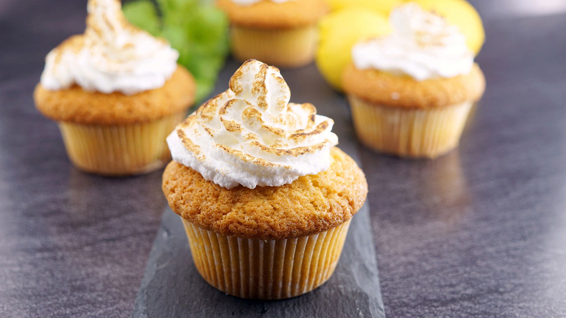 Zitronen-Baiser-Muffins