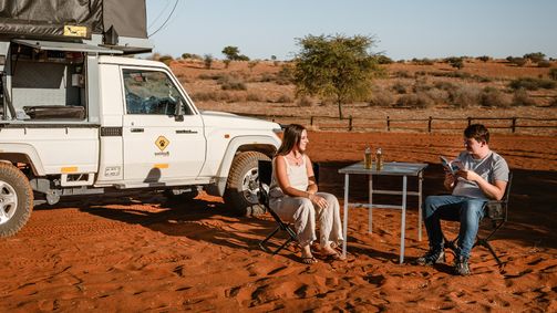 Reiseeuphorie: Roadtrip Namibia & Botswana Reiseeuphorie: Roadtrip Namibia & Botswana - Staffel 1 Folge 19: In der Kalahari
