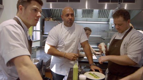 Die besten Köche der Welt - Zu Gast im Ikarus Die besten Köche der Welt - Zu Gast im Ikarus - Staffel 6 Folge 13: Sat Bains