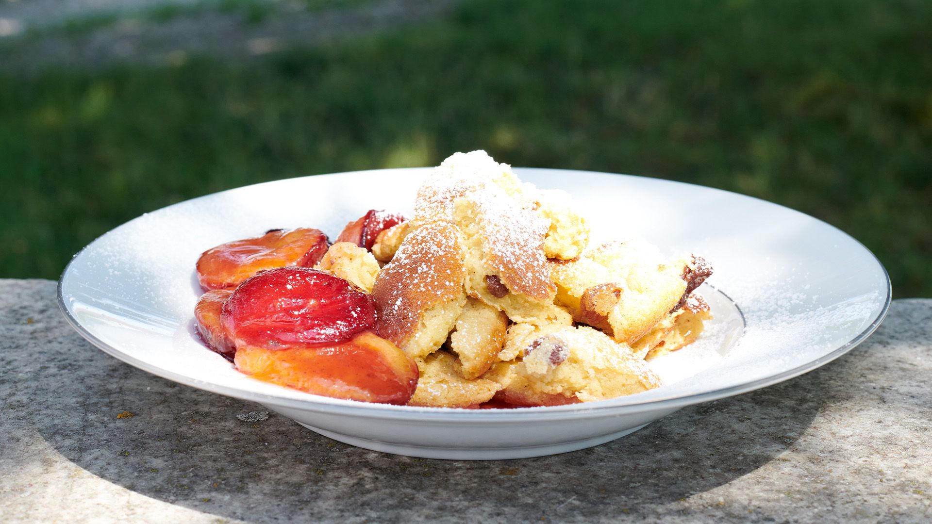 Kaiserschmarren mit Zwetschkenröster