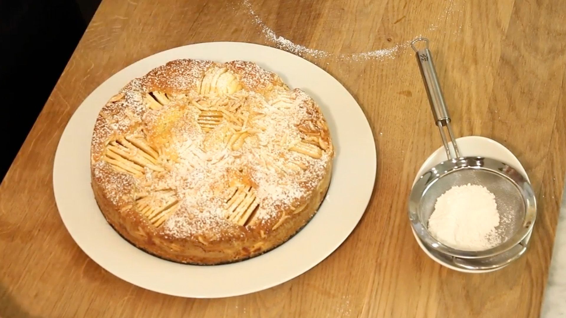 Apfelrührteigkuchen - supereinfach und saulecker!