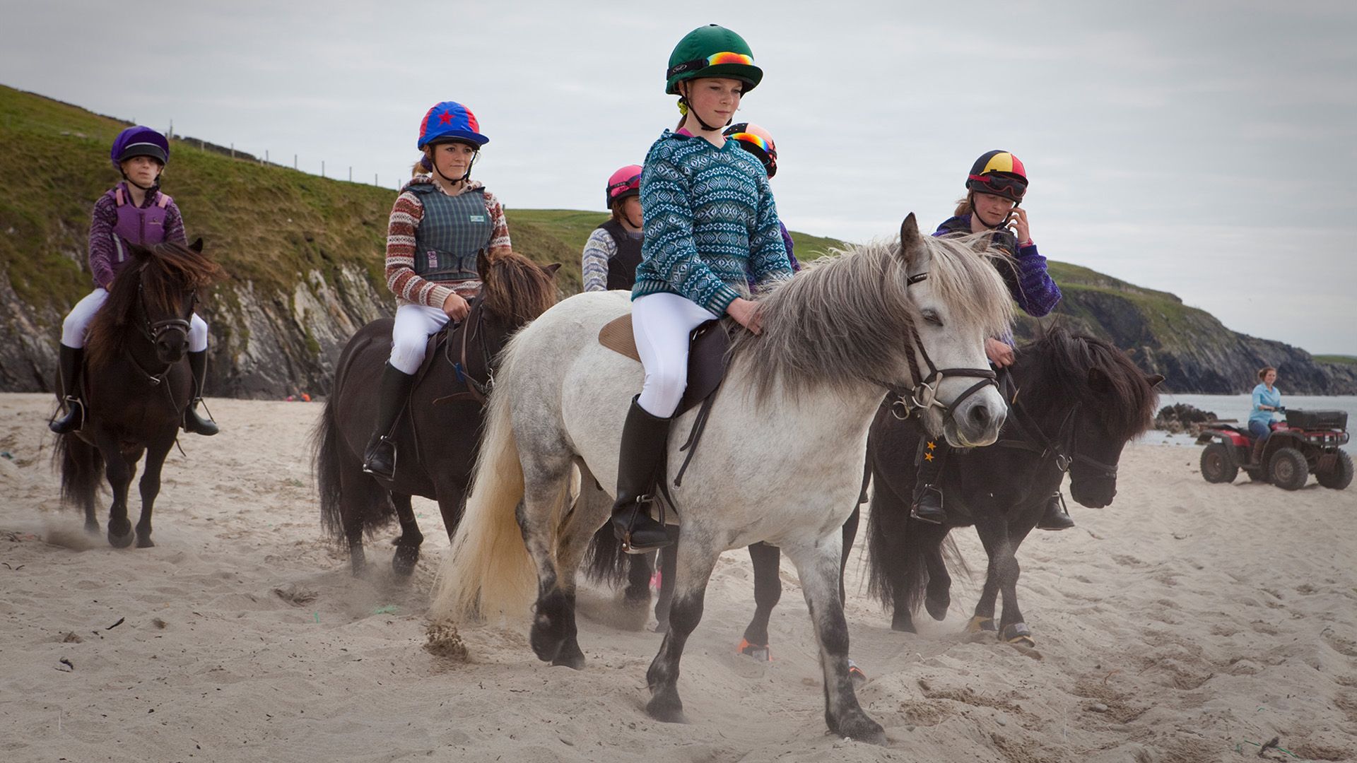 Hannah und die Shetland-Ponys