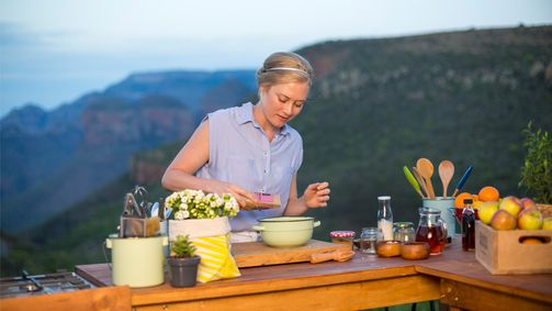 Sarah Grahams Food Safari Sarah Grahams Food Safari - Staffel 2 Folge 12: Mit Bierbrot, Hirse und Müsli an der Schlucht