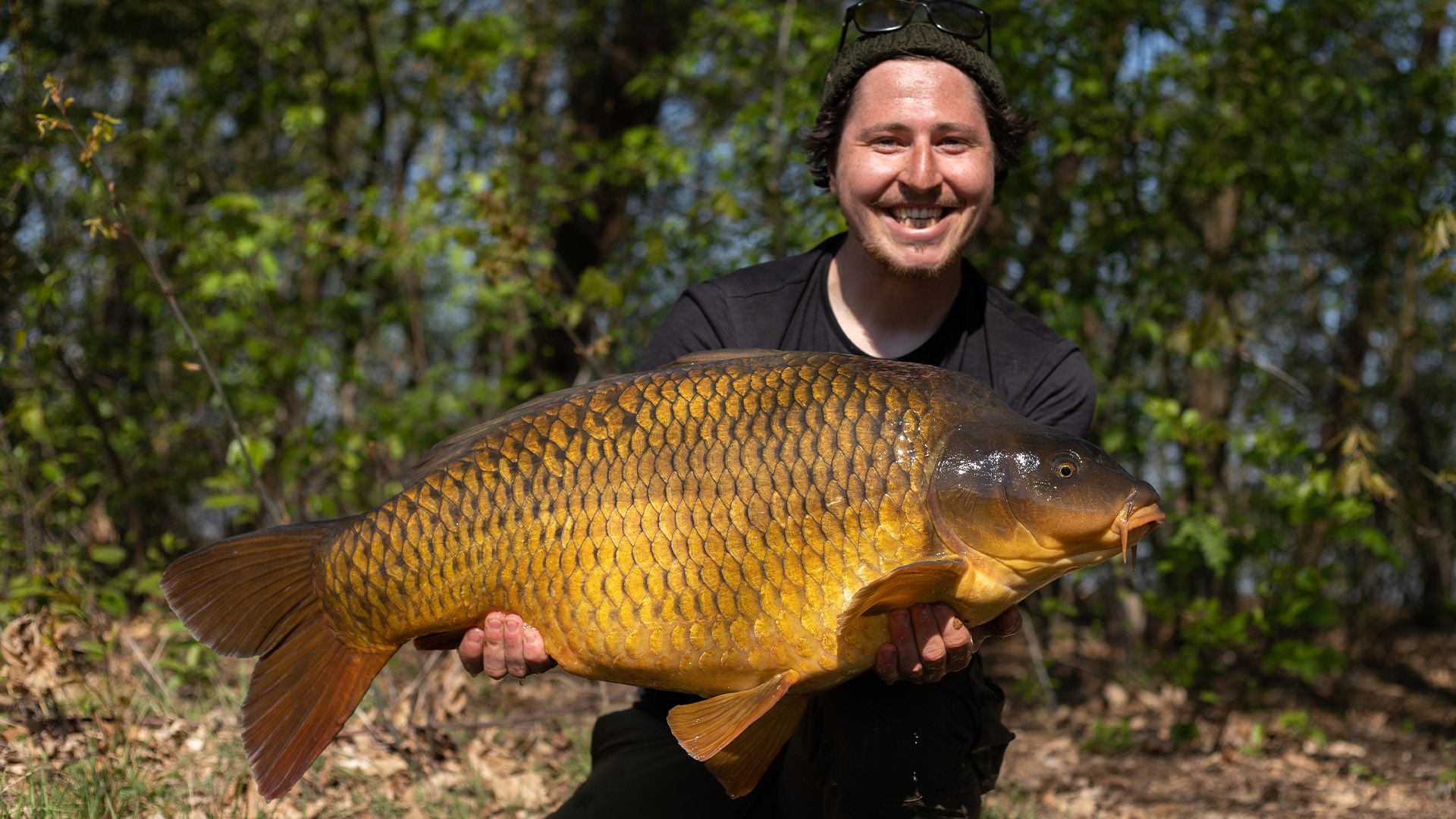 An der Wasserstraße - Karpfenangeln am Kanal mit Andreas Hetzmannseder